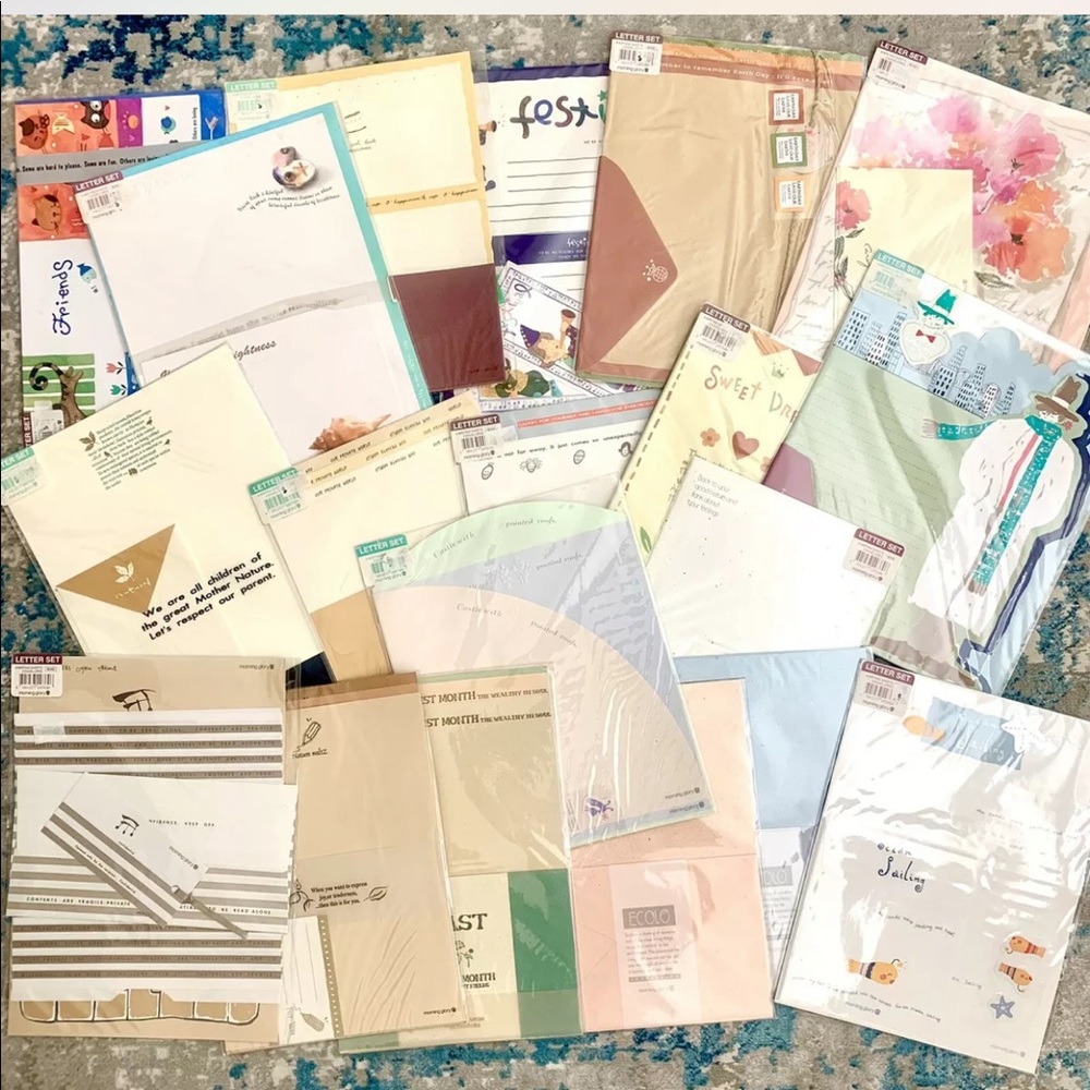 42 Morning Glory Korean Stationery Sheets / Envelopes of Paper
